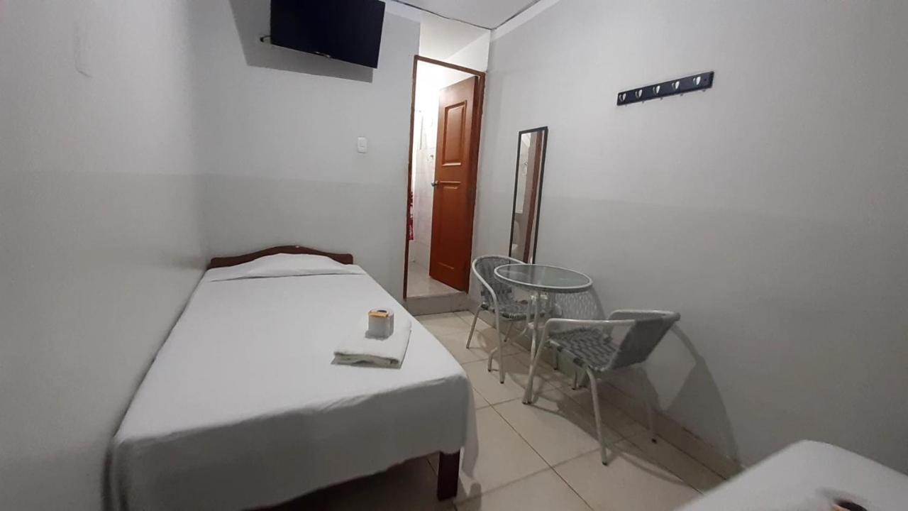 Aypa Hostal Трухильо Экстерьер фото
