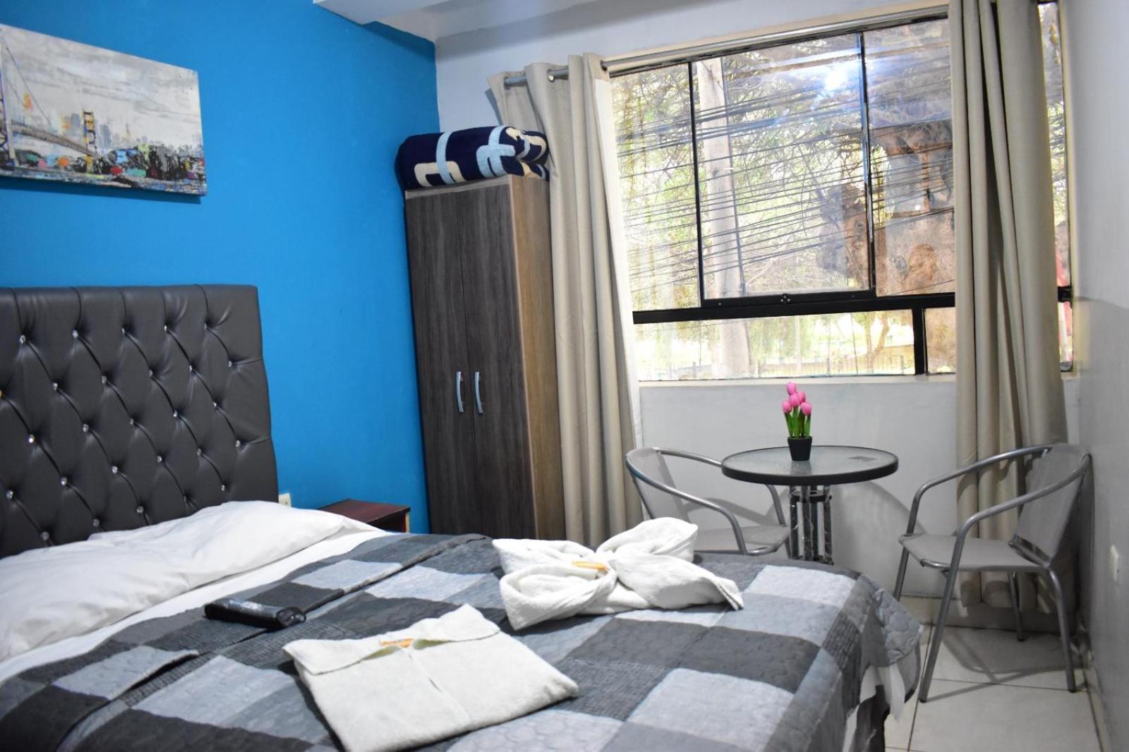 Aypa Hostal Трухильо Экстерьер фото